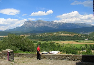 Ainsa - Blick auf das Ordesa Massiv